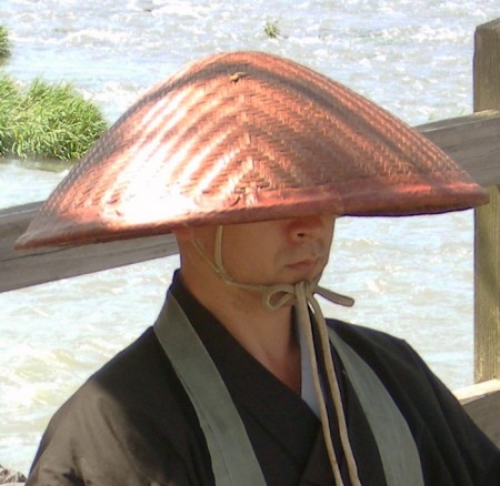 Japanese_buddhist_monk_hat_by_Arashiyama_cut